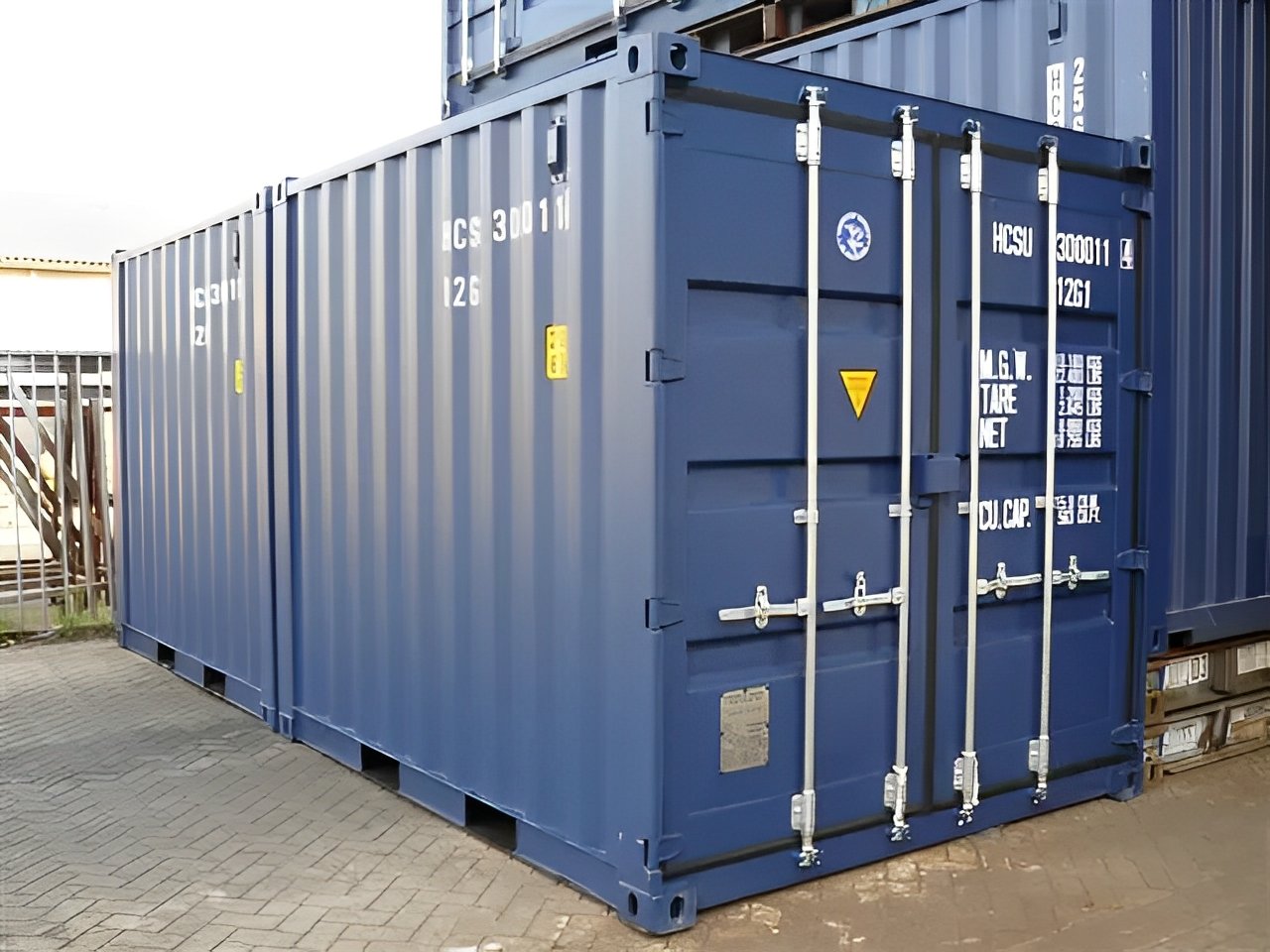 10Ft-X-8Ft-Shipping-Container1.jpg