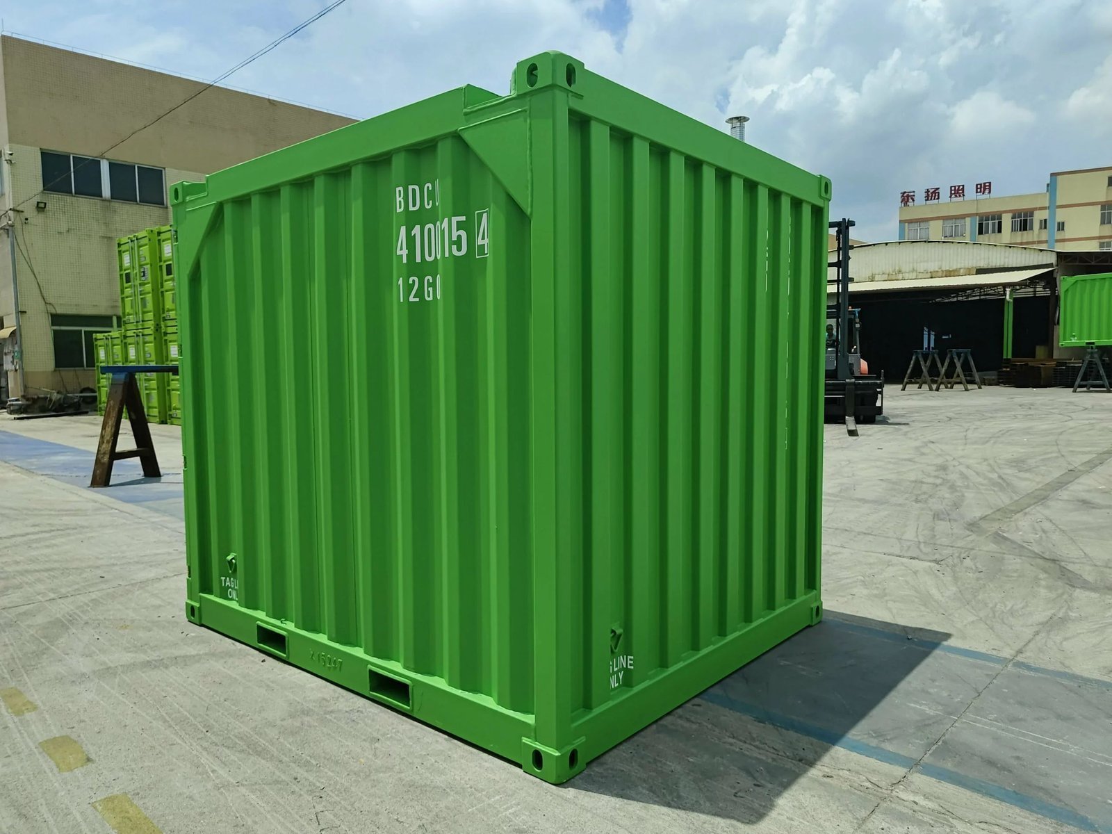 10ft-DNV-2.7-1-offshore-container-CA.jpg