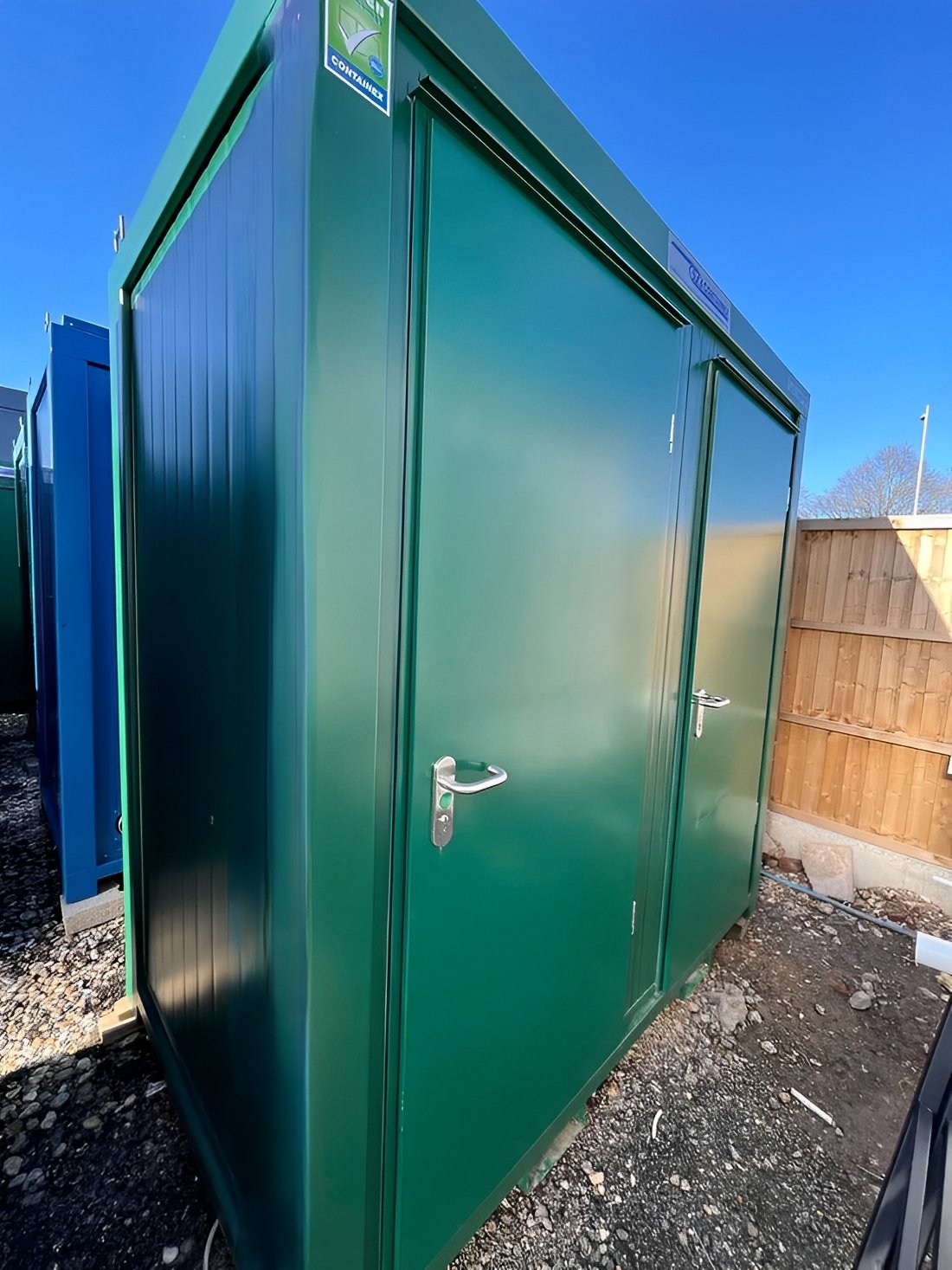 11-Double-Mains-Toilet-8Ft-x-5Ft-Green-4.jpg