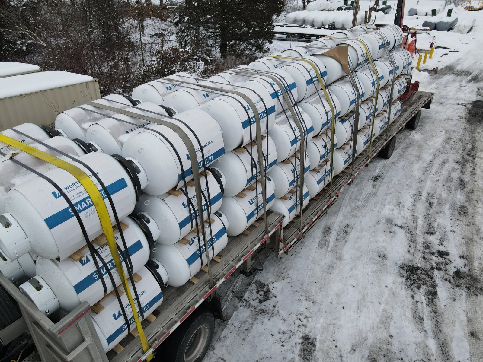 120-gallon-propane-tanks-US.jpg