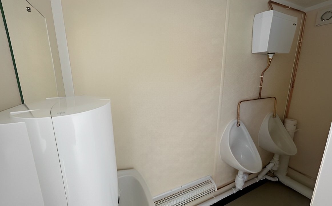 12Ft-x-9Ft-21-Jackleg-Toilet-Cabin5.jpg