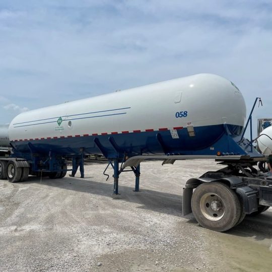 1964-Superior-NH3-Transport-10450-Gal.jpg