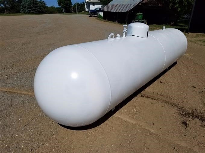 2000-gallon-propane-tank.jpg