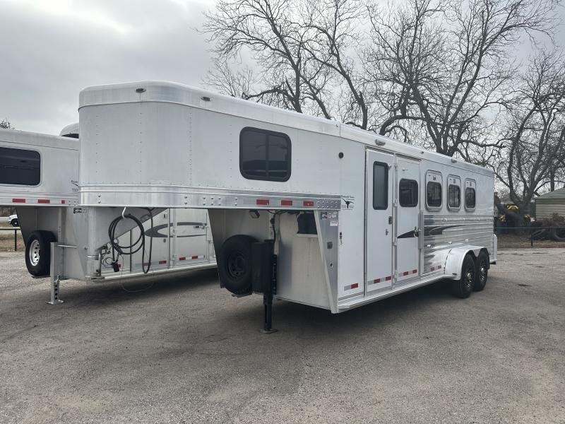 2004_Cherokee_Trailers_4H_GN_4DR_Horse_Trailer_ACskMae8z49s.jpg