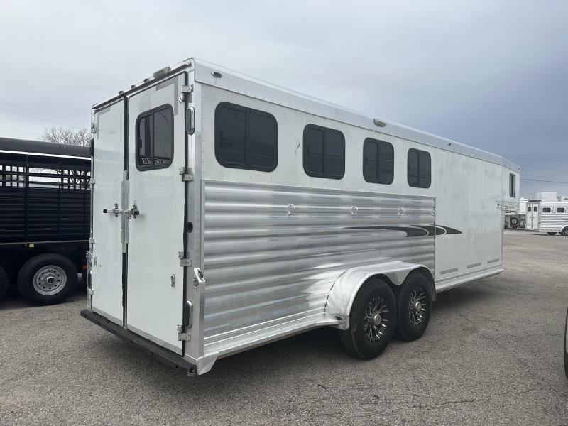 2004_Cherokee_Trailers_4H_GN_4DR_Horse_Trailer_dTlyyG64oi0y.jpg