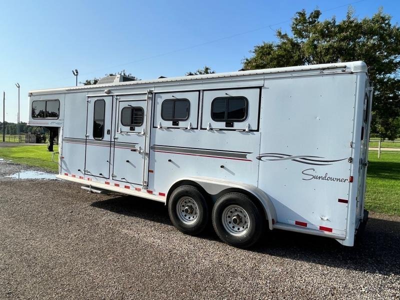 2004_Sundowner__4_Horse__Weekender__Horse_Trailer_pVizeielyz7z-1.jpg