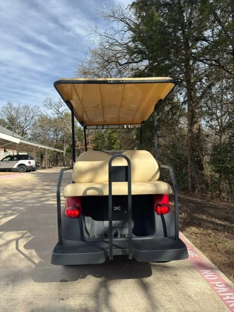 2005-Club-Car-Precedent-4-Passenger-Gas-Golf-Carts-for-Sale-4.webp