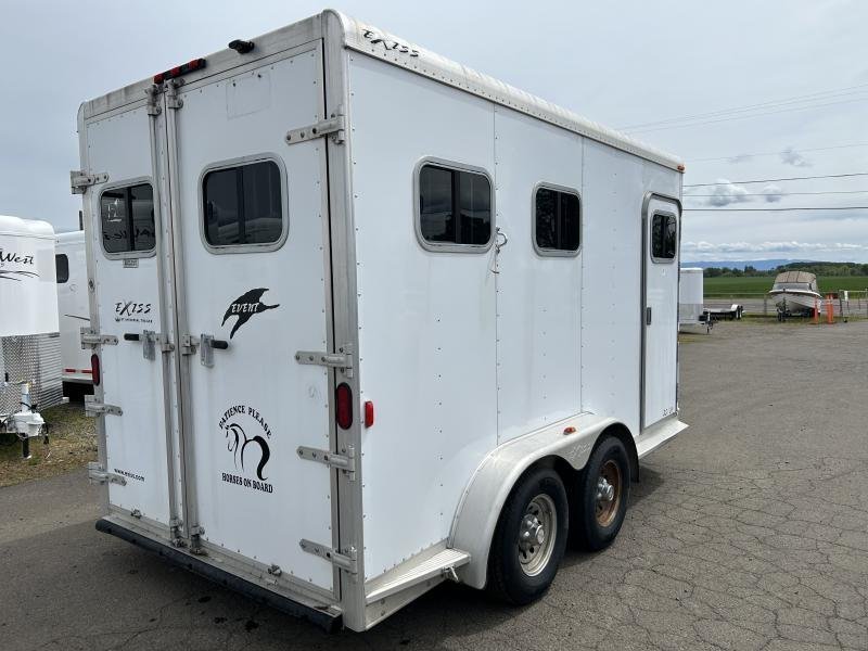 2007_Exiss_SS-20_Horse_Trailer_Hh4CDw6o4gzo-1.jpg