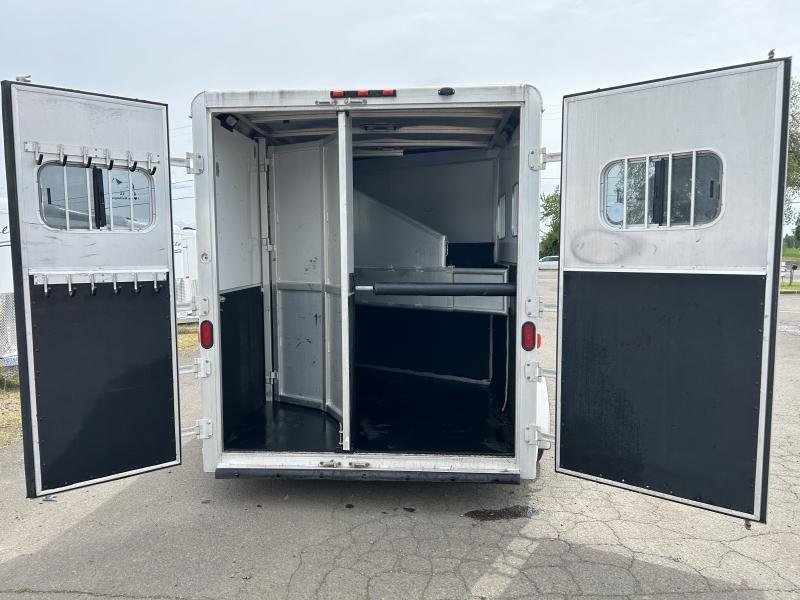 2007_Exiss_SS-20_Horse_Trailer_Hh4CDwyi81g7-1.jpg