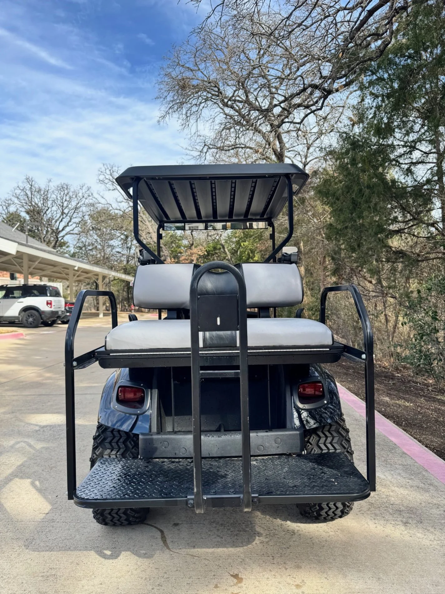 2017-E-Z-GO-TXT-4-Passenger-Electric-Golf-Carts-for-Sale-4.webp
