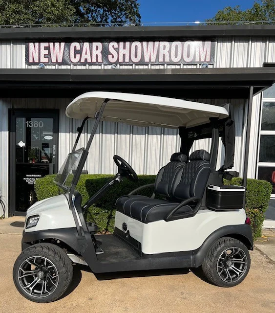 2018-Club-Car-Tempo-2-Passenger-Lithium-Ion-Golf-Carts-for-Sale14-1.webp