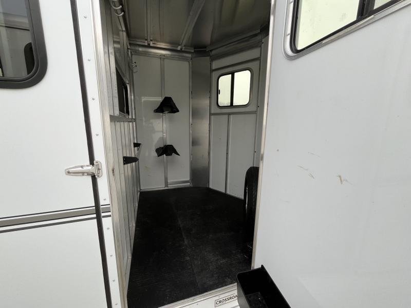 2019_Sundowner_Charter_2_Horse_Charter_Bumper_Pull_w_dr_room_rEMX3oqgt8fl-1.jpg