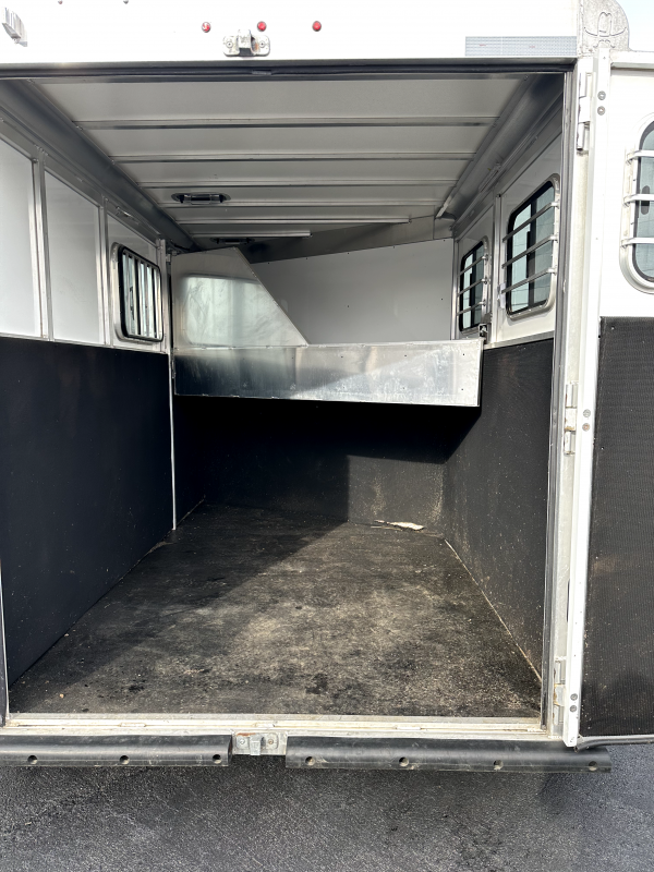 2021_Titan_13_x_68_x_7_-_2_Horse_Trailer_yiMsZUfuvtif-1.png