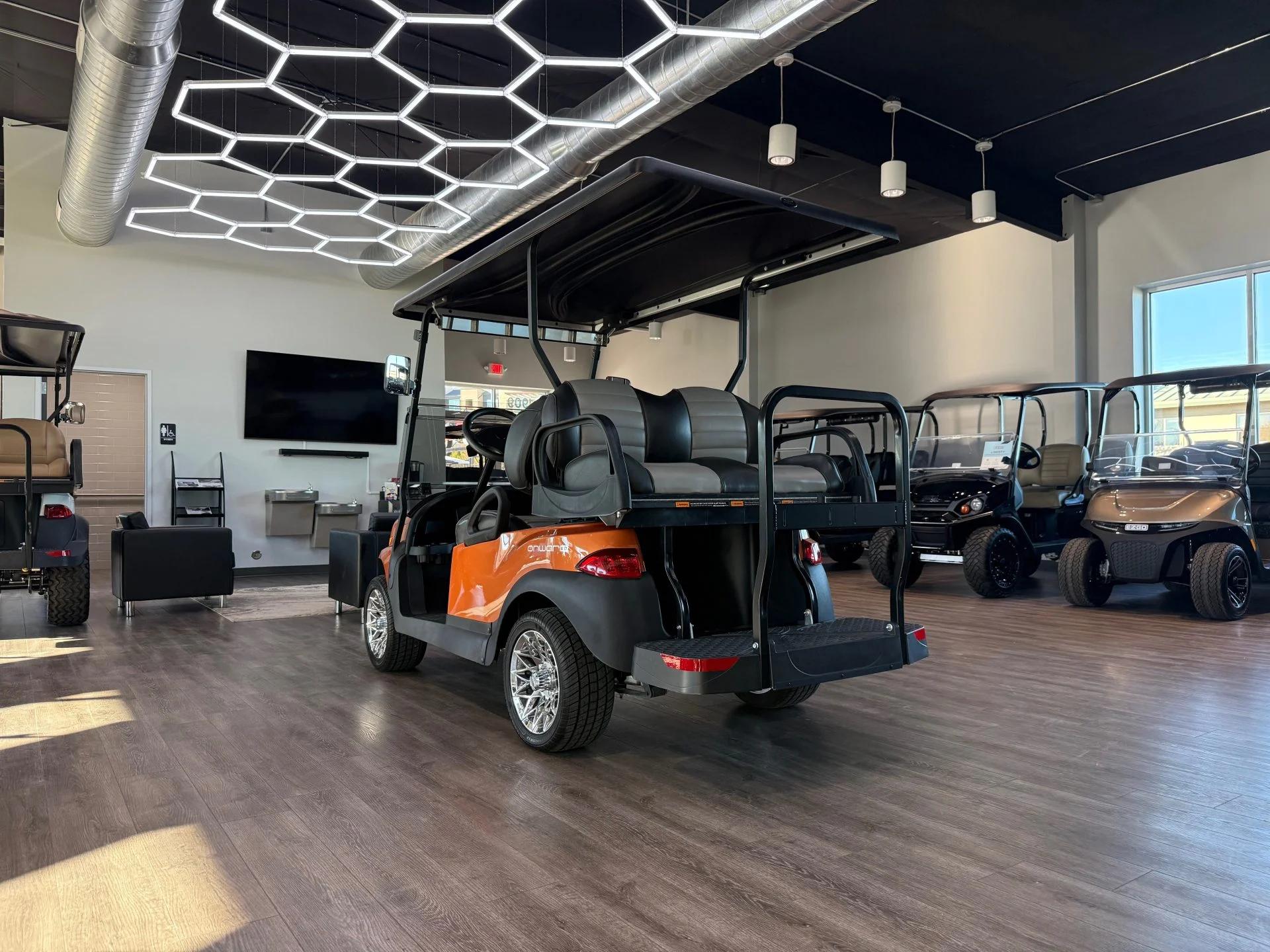 2023-Club-Car-Onward-4-Passenger-Golf-Cart-for-Sale4.webp