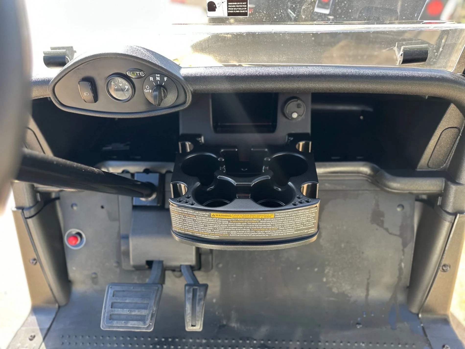 2023-E-Z-GO-Freedom-RXV-Elite-2-Passenger-Lithium-Ion-Golf-Carts-for-Sale16-10-1.webp