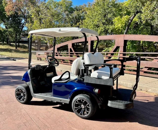 2023-E-Z-GO-Freedom-RXV-Elite-4-Passenger-Lithium-Ion-Golf-Carts-for-Sale42-11.webp