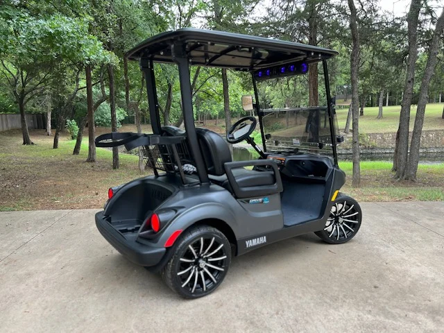 2023-Yamaha-Drive2-2-Passenger-Lithium-Ion-Golf-Carts-for-Sale49-3.webp
