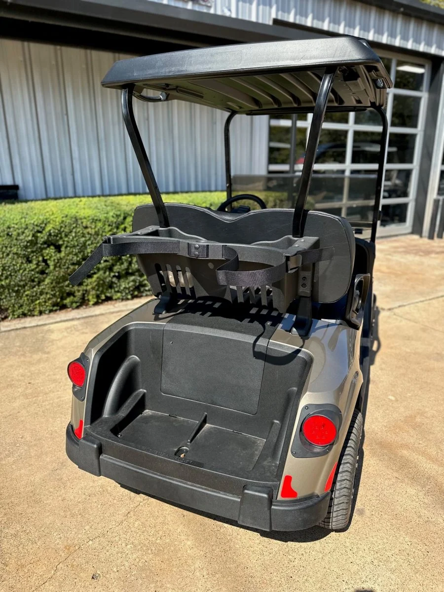 2024-E-Z-GO-Freedom-RXV-Elite-2-Passenger-Lithium-Ion-Golf-Carts-for-Sale36-6.webp