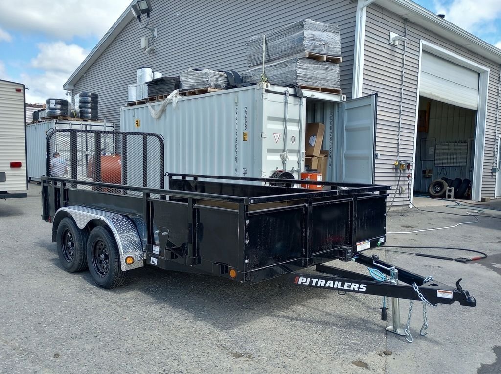 2024-PJ-Trailers-utility-trailer-wr3434.jpg