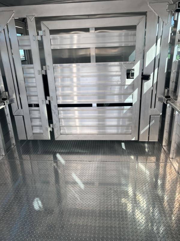 2024_Elite_Trailers_8x28_Show_Cattle_Stock_Combo_Trailer_o6MHsutjv4oz.jpg