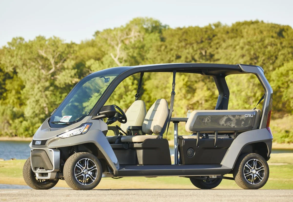 2025-Club-Car-CRU-6-Passenger-Electric-Golf-Carts-for-Sale-2.webp