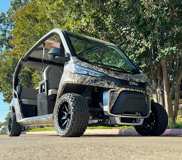 2025-Club-Car-CRU-6-Passenger-Electric-Golf-Carts-for-Sale69-3.webp