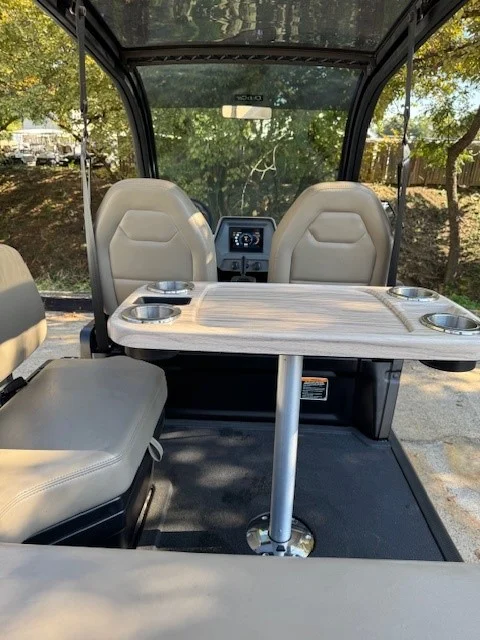 2025-Club-Car-CRU-6-Passenger-Electric-Golf-Carts-for-Sale69-9.webp