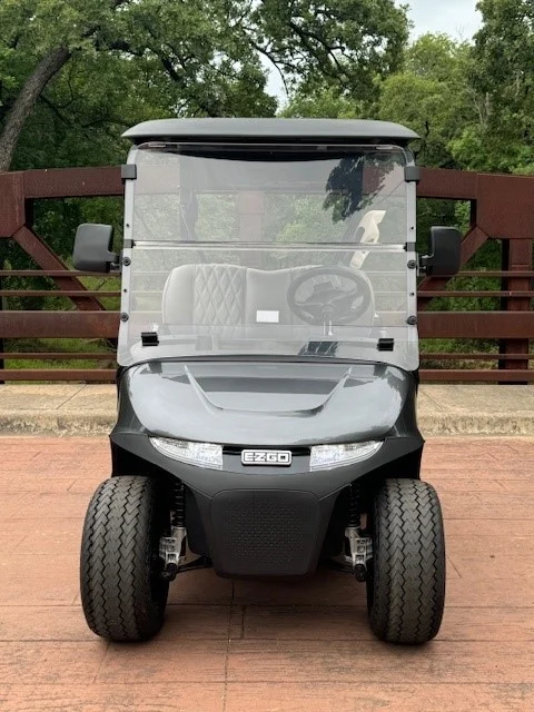 2025-E-Z-GO-Freedom-RXV-Elite-2-Passenger-Lithium-Ion-Golf-Carts-for-Sale39-4.webp
