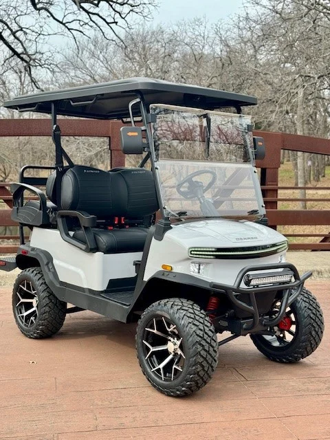 2026-Denago-EV-Nomad-XL-4-Passenger-Lifted-Lithium-Ion-Golf-Carts-for-Sale-2.webp