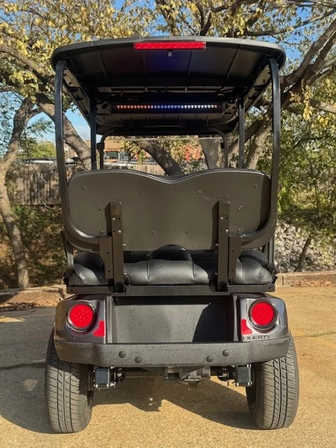 2026-E-Z-GO-Liberty-4-Passenger-ELiTE-Lithium-Ion-Golf-Carts-for-Sale-7.webp