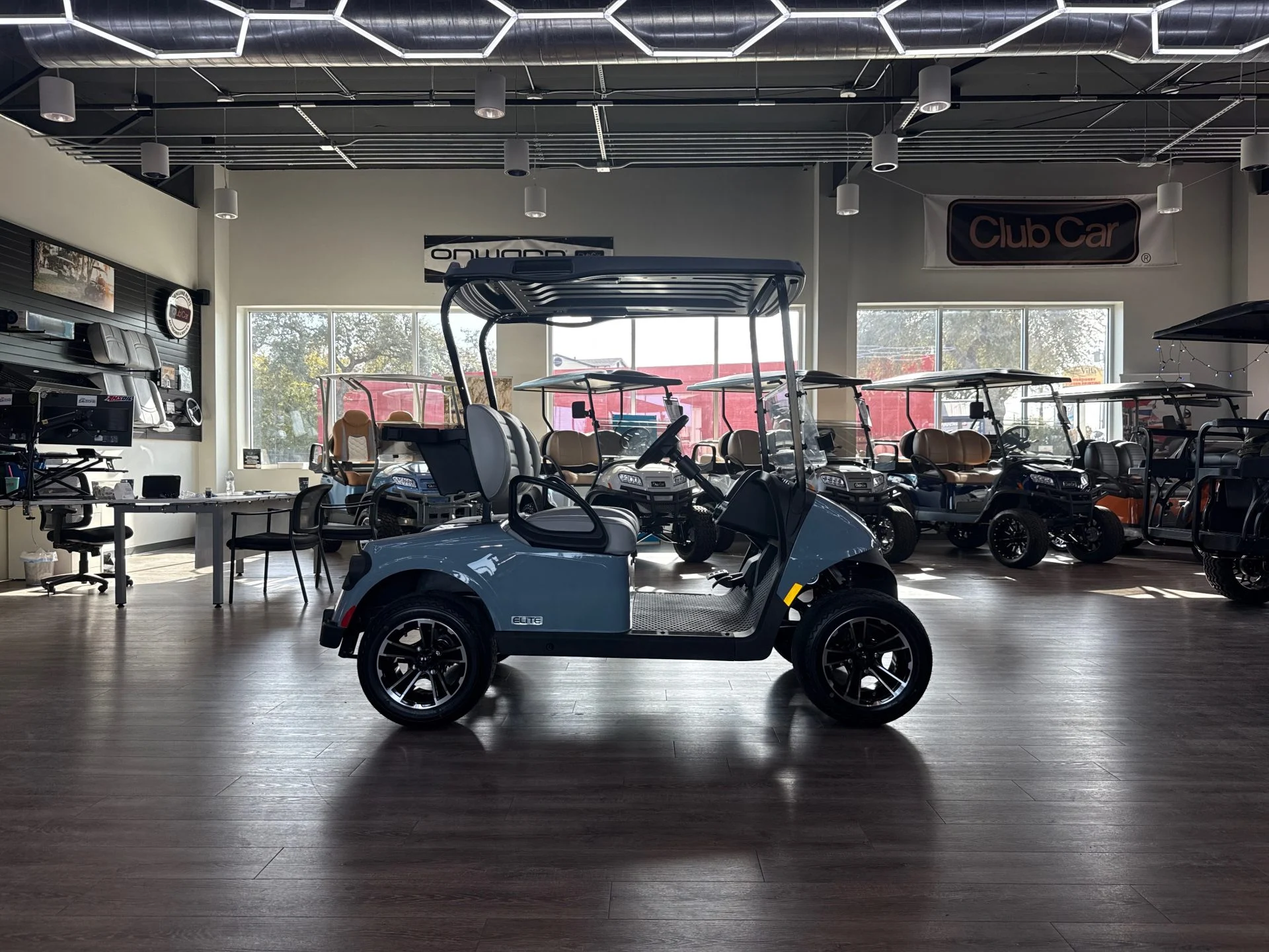 2026-E-Z-GO-RXV-2-Golf-Cart-for-Sale7.webp