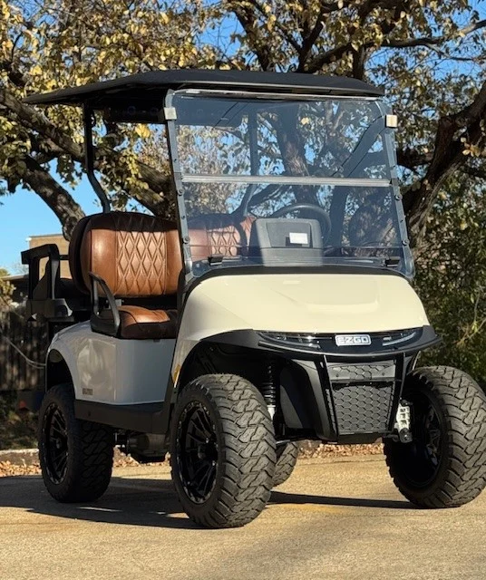 2026-E-Z-GO-Summit-XT-4-Passenger-Lithium-Ion-Golf-Carts-for-Sale-3.webp
