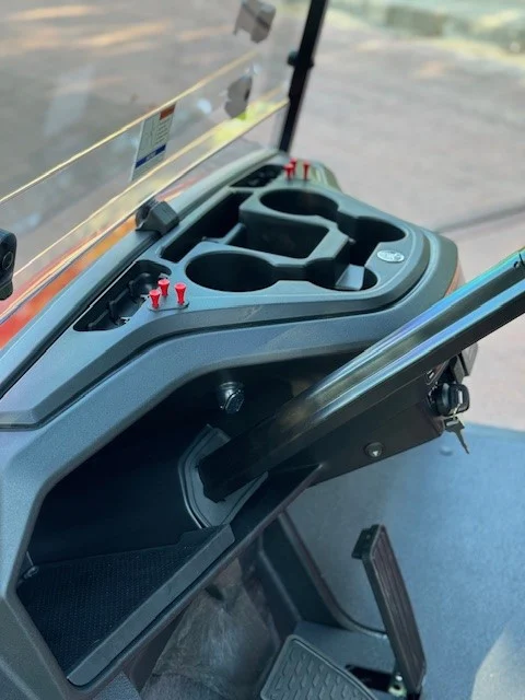 2026-Yamaha-Drive2-2-Passenger-Lithium-Golf-Carts-for-Sale-4.webp