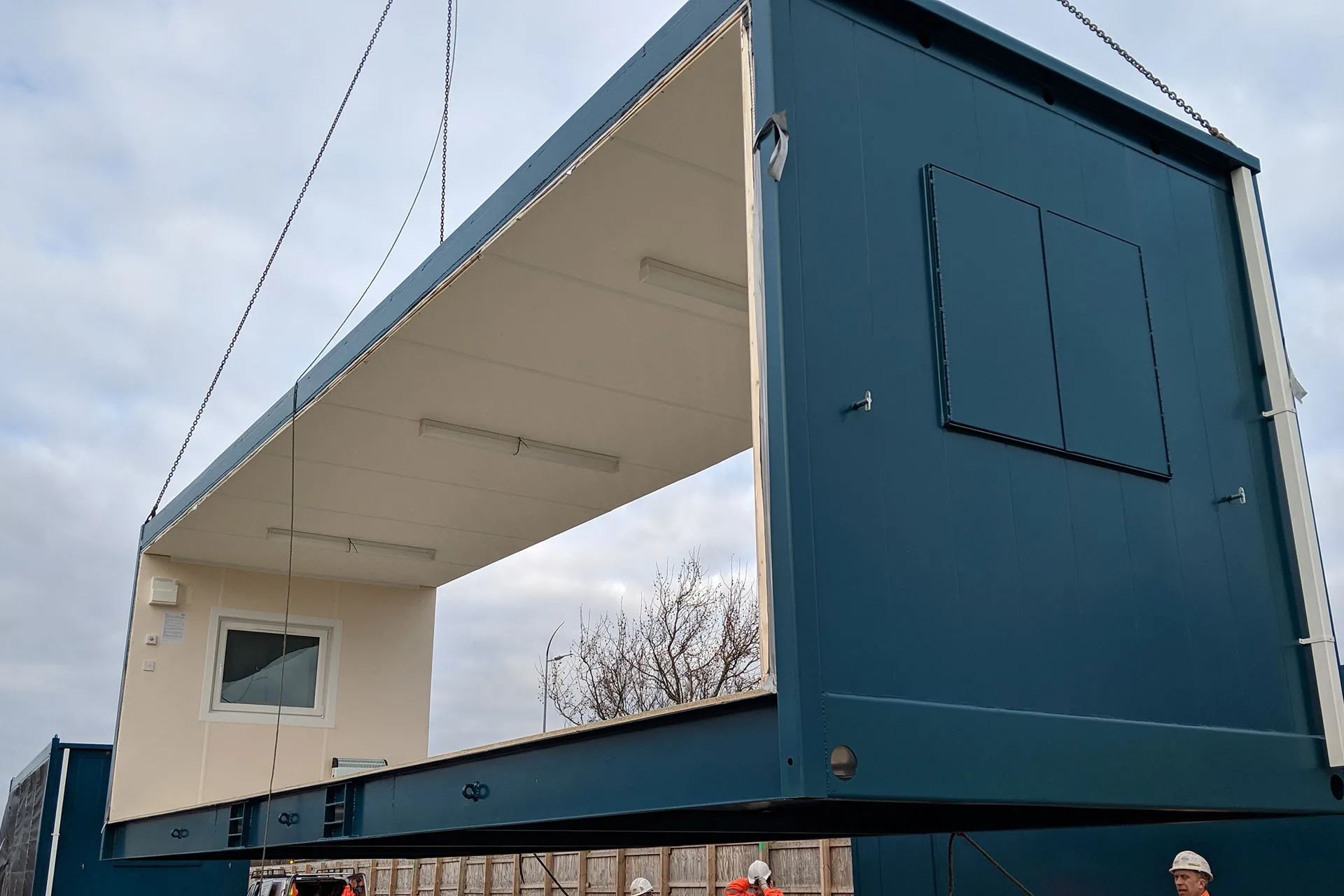 3-Bay-Anti-Vandal-Modular-Building-1.webp