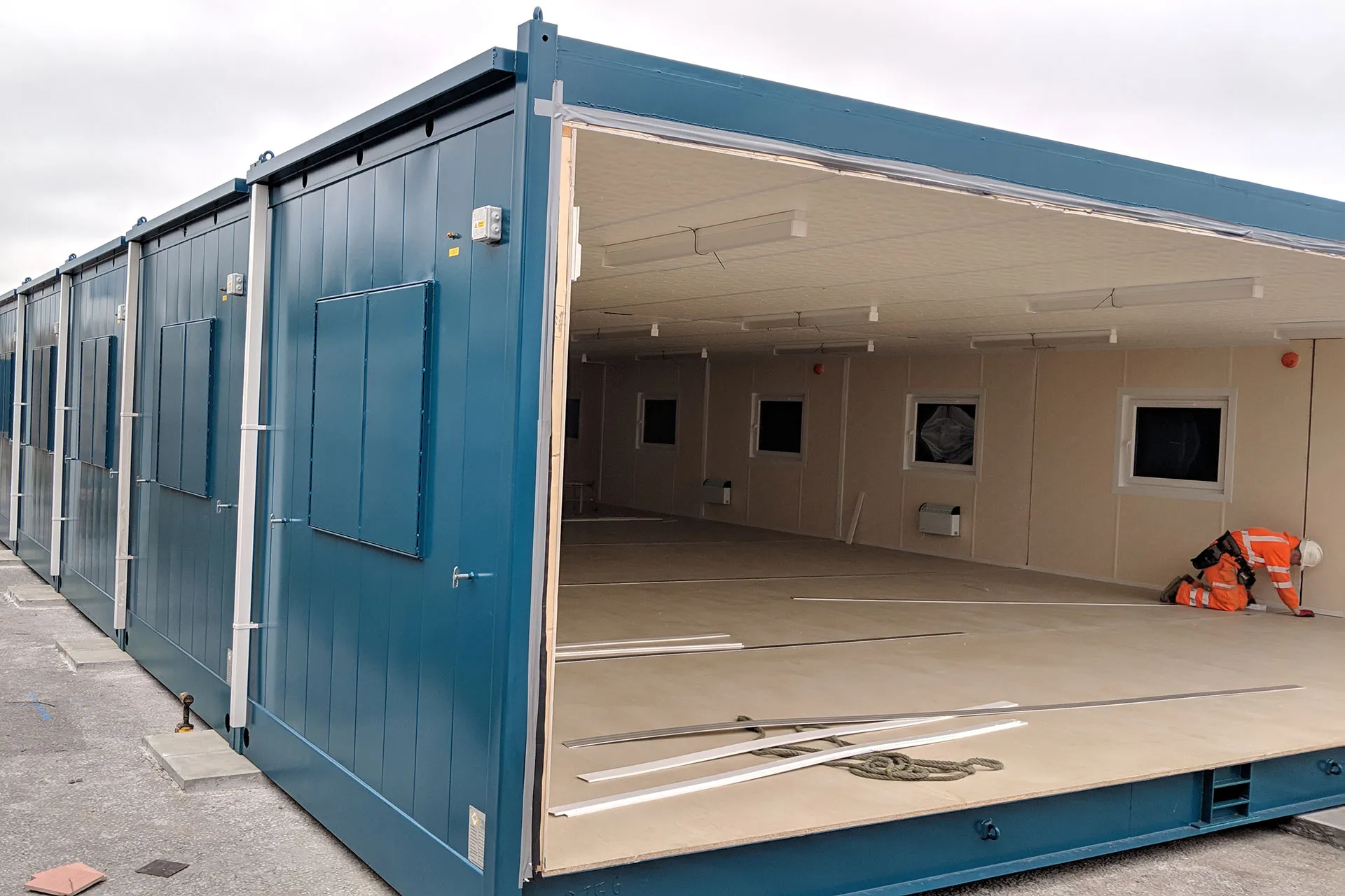 3-Bay-Anti-Vandal-Modular-Building-3.webp