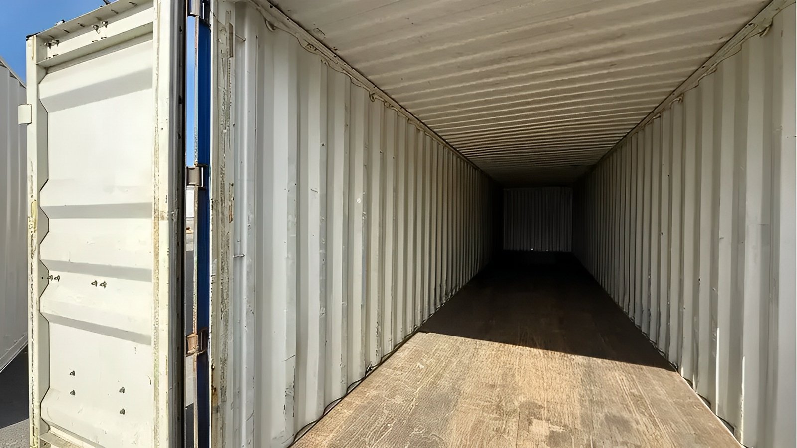 40Ft-X-8Ft-Used-Shipping-Container6.jpg