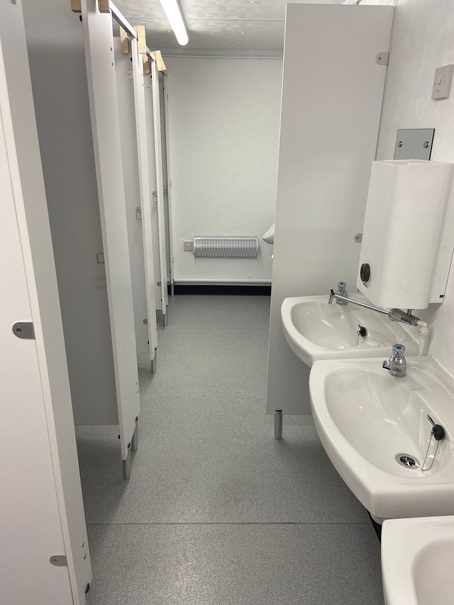 61-Steel-Toilet-Cabin-3.jpeg