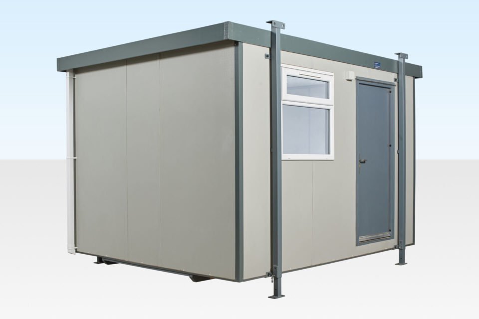 702-12×10-Standard-Jack-Leg-door-closed-960×640-1.jpg