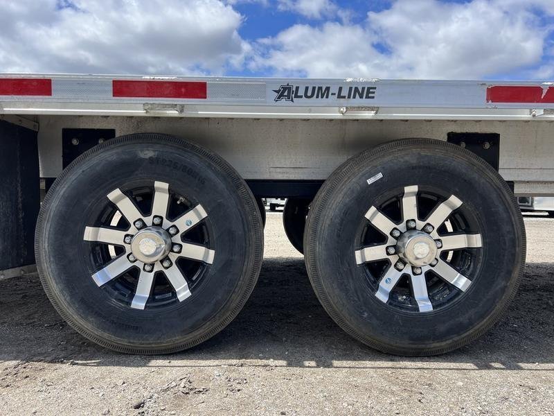 Aluminum-Gooseneck-ed.jpg