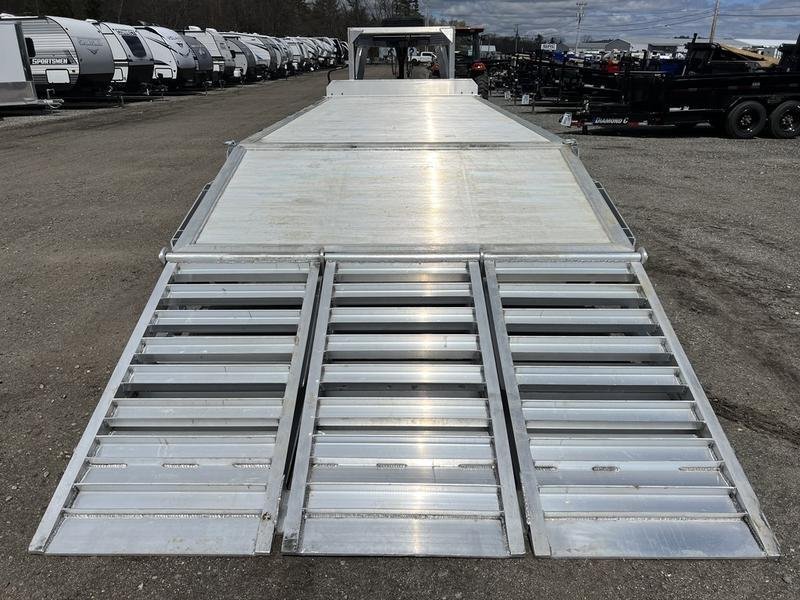 Aluminum-Gooseneck6.jpg