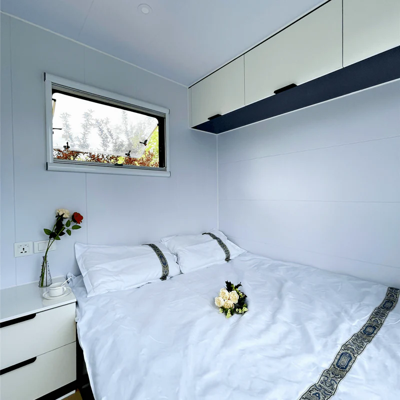 Apple-Cabin-20ft_8_800x21.webp