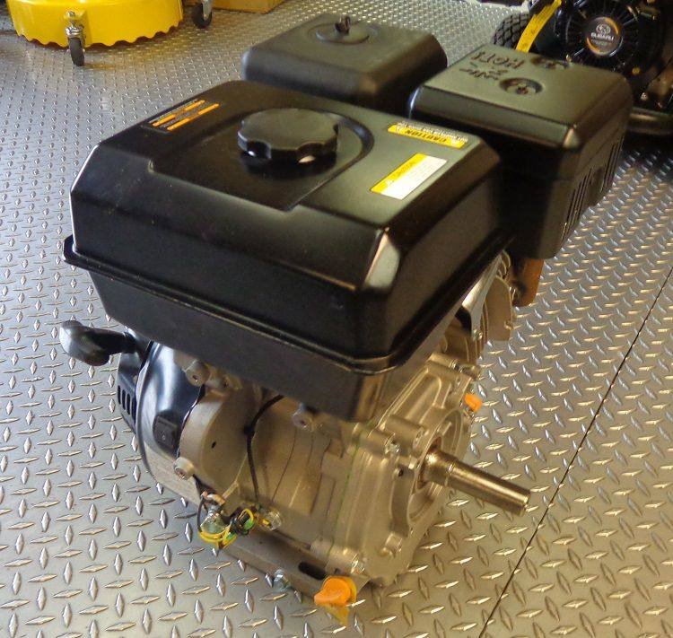 BE_85.570.150_Powerease_R420_Gas_Engine_-_420cc_15_HP_general_view_3.jpg