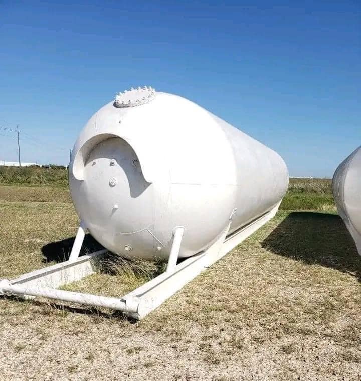 Buy-18000-Gallon-Skid-Tanks-USA.jpg