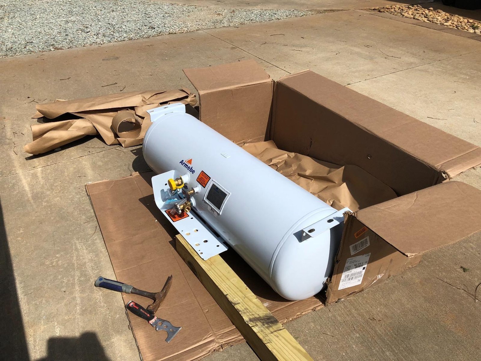 Buy-29.3-Gallon-Horizontal-Propane-Tank.jpg