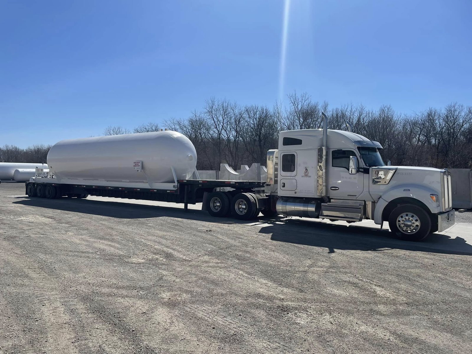 Buy-30000-Gallon-Skid-Tanks.jpg