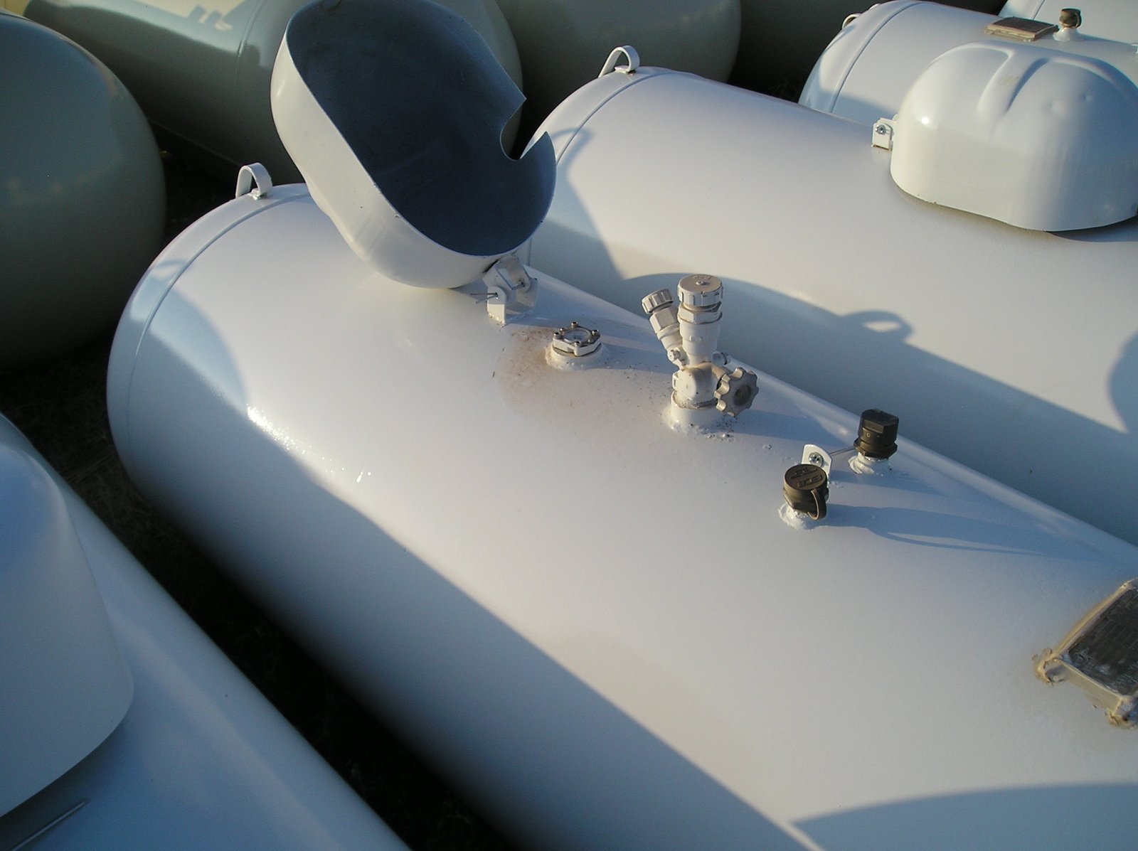 Buy-500-Gallon-Above-Ground-Propane-Tanks.jpg