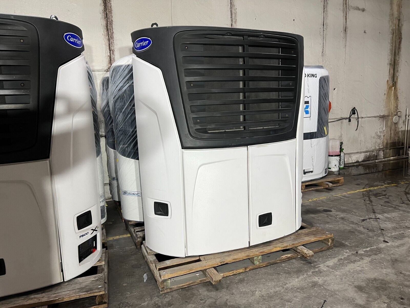 Carrier-Transicold-x4-7500-Reefer-Unit-Refrigeration-US.jpg