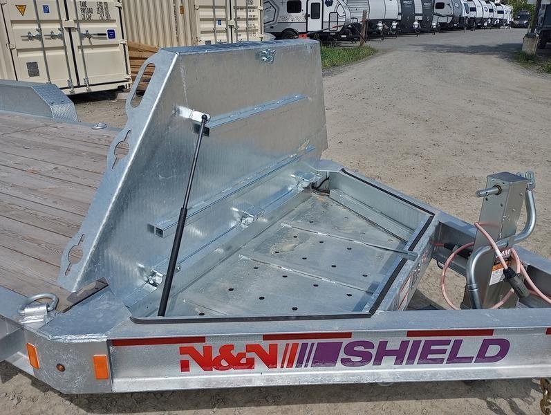 Lowpro-Equipment-Trailer-sdw.jpg