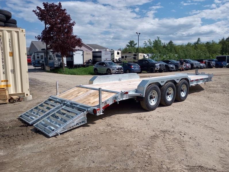 Lowpro-Equipment-Trailer-sresd.jpg