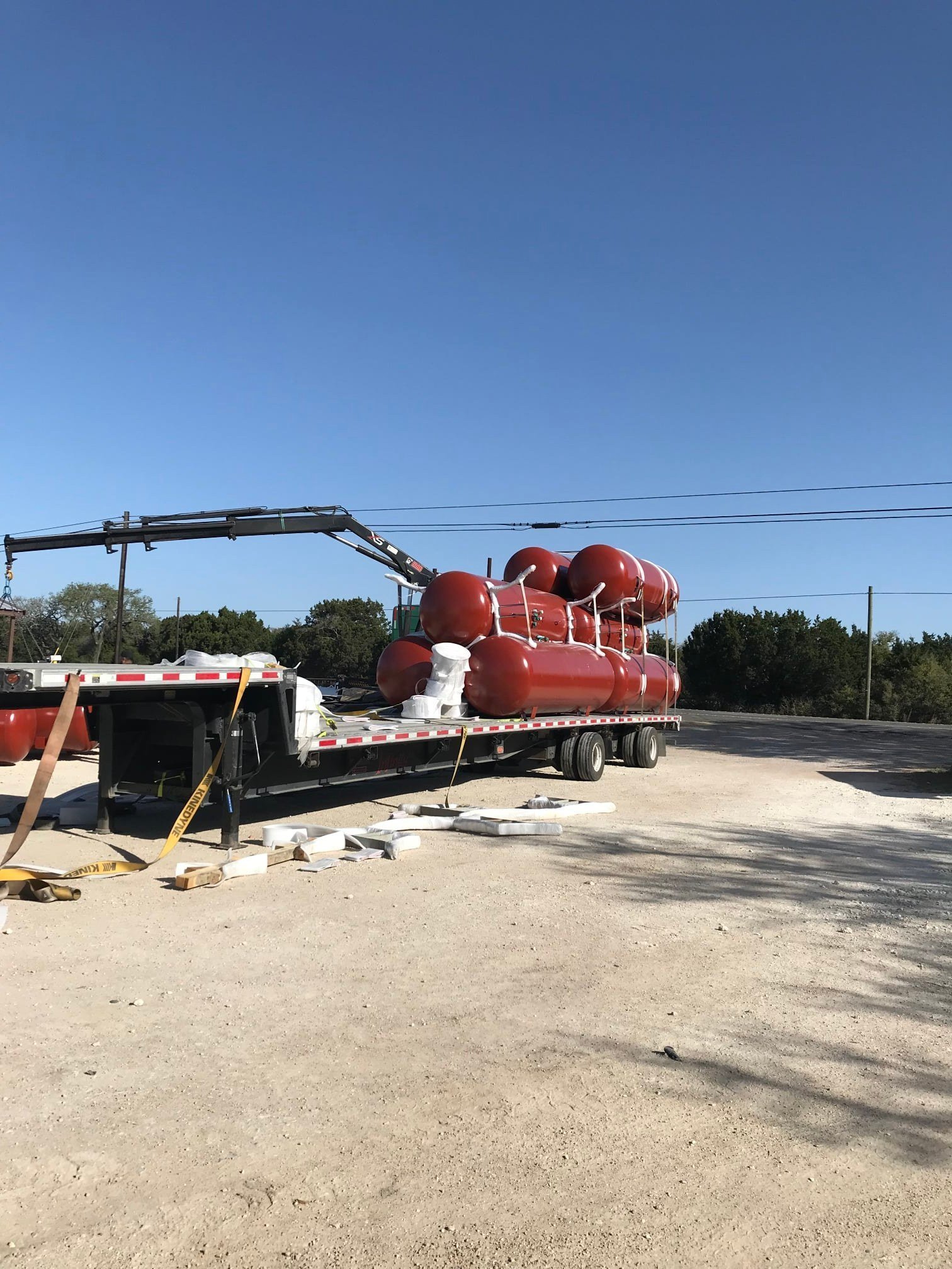 New-load-of-1000-gallon-underground-tanks-US-2.jpg
